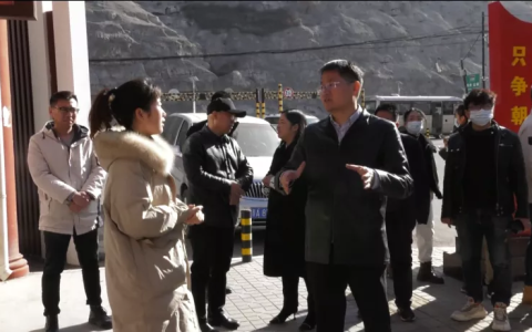 方山：周明宇带队赴临县考察学习电商发展工作
