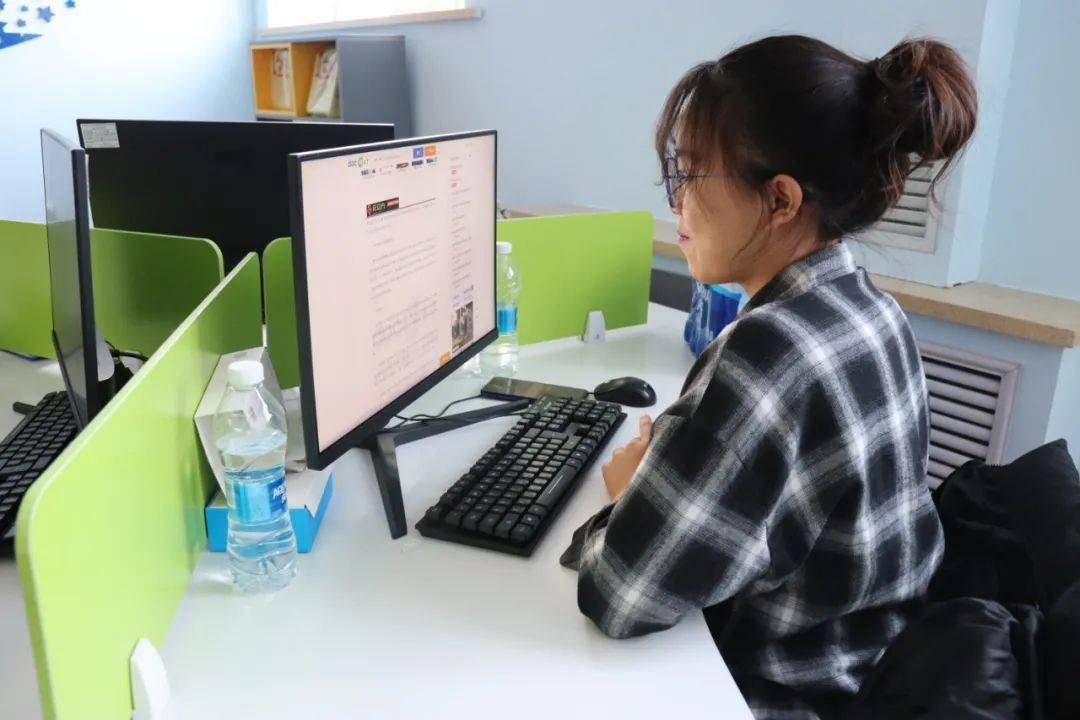 团县委开展2022年青年电子商务培训暨“返家乡”大学生带货直播周