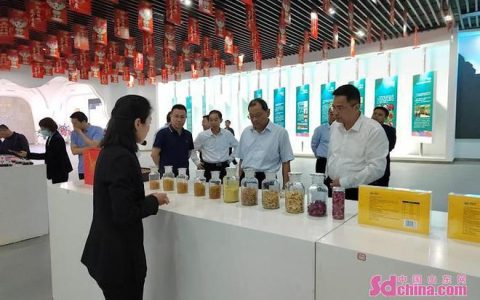 菏泽市人大民侨外委调研组到曹县、牡丹区调研电子商务工作