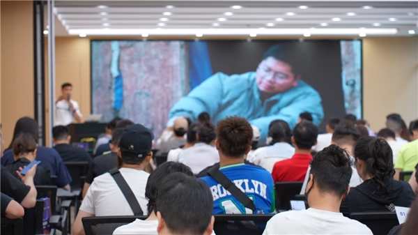 快手电商招商百城行系列活动亮相杭州 催动杭派服饰探索新势能