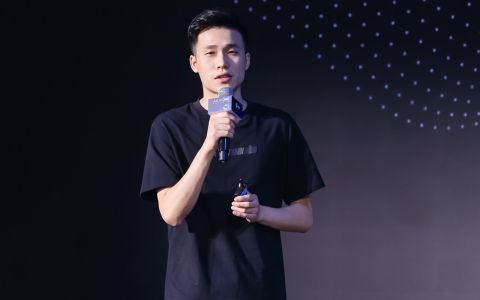 当AI蔚然成风，新锐品牌有棵树走出“智能”发展新天地