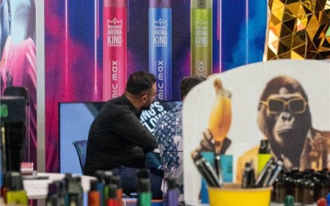 AROMA KING一次性新品搭载FEELM Max解决方案 800+口风潮席卷欧洲
