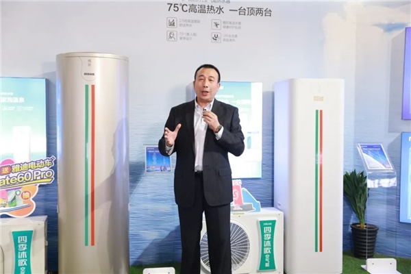 四季沐歌持续掀起狂欢热潮，将你对生活的美好期待变为现实
