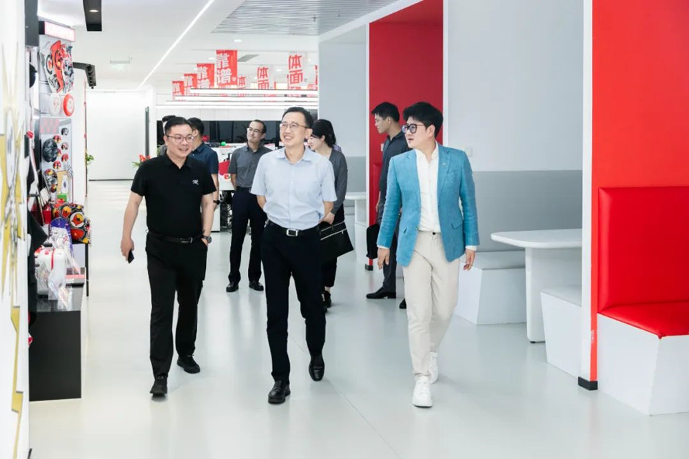 省级重点！玺承集团荣获“2024-2025年度江苏省电子商务示范企业”称号