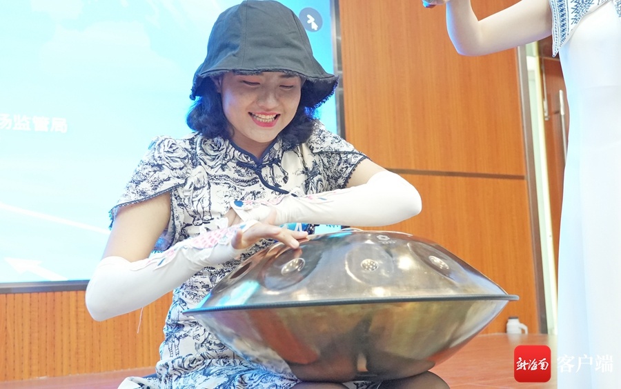 同台竞技秀风采！2024寻找海南最美电商主播大赛初赛在三亚举行