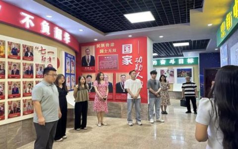 电商产业园党支部、石材园社区联合开展“关爱新群体 护航新业态”暖心行动